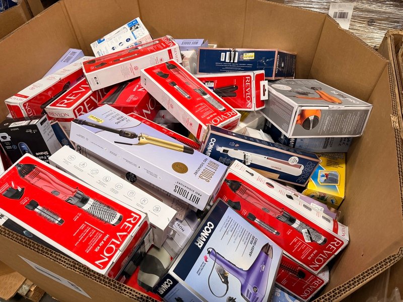 Target Electronics Pallet with wholesale customer return electronics, household appliances, headphones, gaming accessories, and small appliances