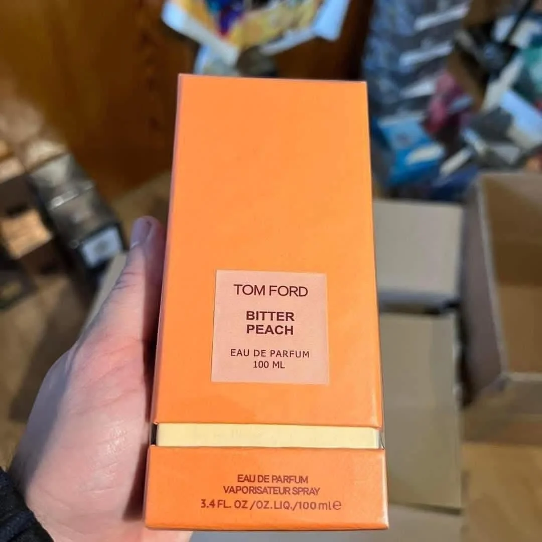 Mixed Perfume Pallet with 200 brand-new factory-sealed designer fragrances for men and women ready for wholesale resale