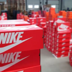 Nike New Shoes Pallet with 250 pairs of authentic brand-new Nike athletic shoes for wholesale resale