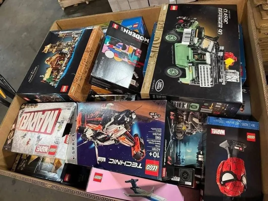 LEGO Pallets sourced from Amazon Return Pallets with mixed construction toys, educational games, and popular toy brands for wholesale resale