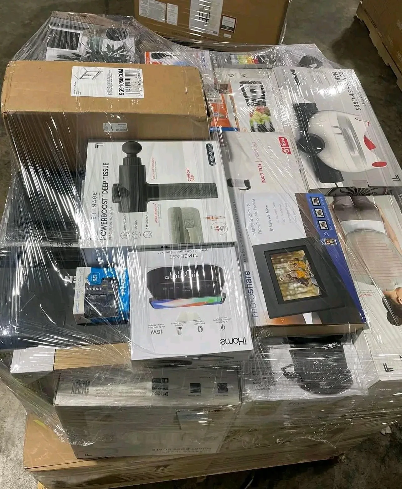 Amazon General Merchandise Pallets with manifested wholesale inventory including electronics, home goods, tools, toys, kitchenware, and customer returns